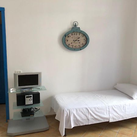 Il Cortiletto - Lipari Centro Apartment Bagian luar foto
