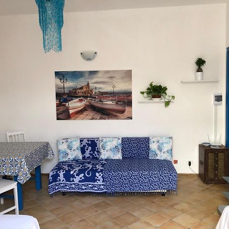 Il Cortiletto - Lipari Centro Apartment Bagian luar foto