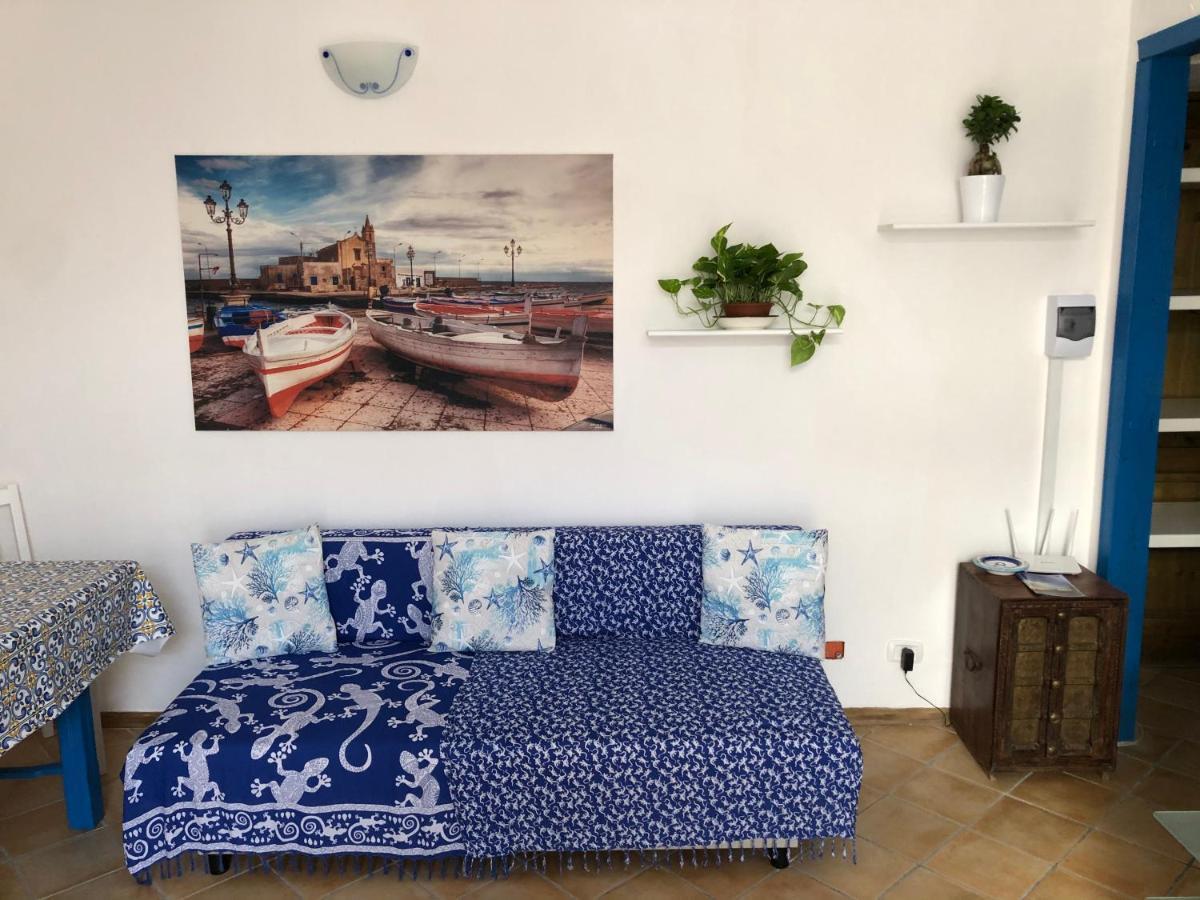 Il Cortiletto - Lipari Centro Apartment Bagian luar foto